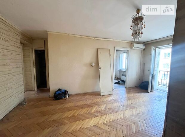 3-кімн. квартира, 56,7 м², вул. Митна