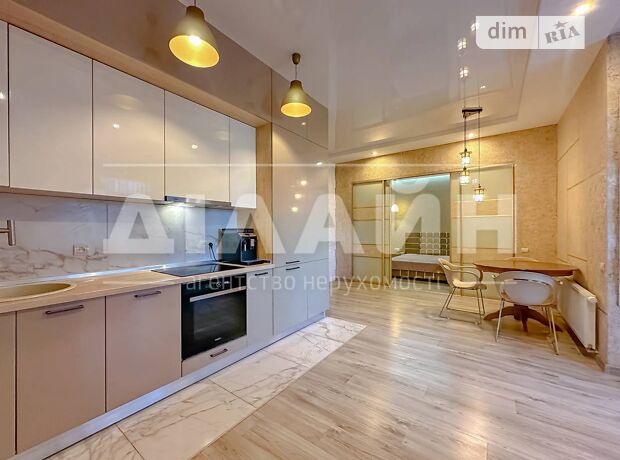 1-кімн. квартира, 53,1 м², вул. Володимира Грищенка(Волгоградська)