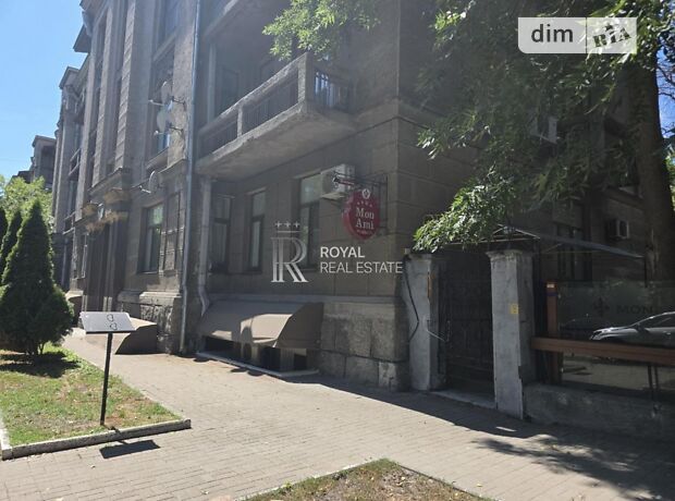 Комерційне приміщення, 308,47 м², вул. Шовковична
