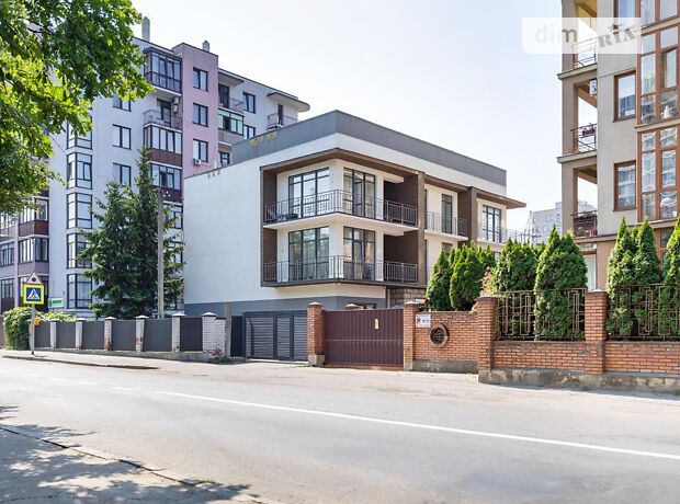 Будинок, 175,3 м², вул. Окружна