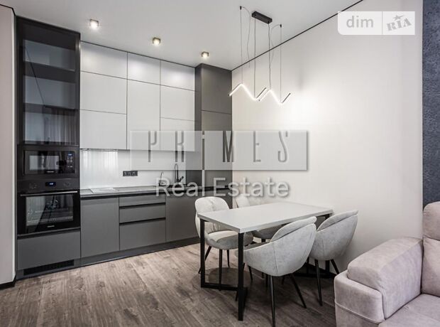 2-кімн. квартира, 54 м², вул. Борщагівська
