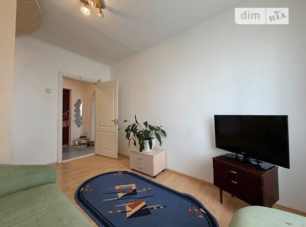 2-кімн. квартира, 49,4 м², вул. Капушанська(Перемоги)