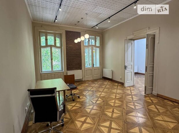 Офісне приміщення, 100 м², вул. Стрільців Січових