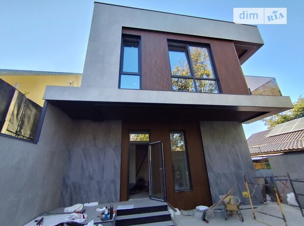 Будинок, 220 м², вул. Рівності