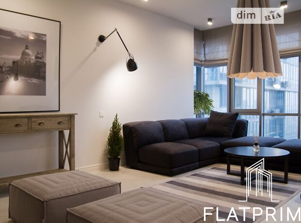 2-кімн. квартира, 83,9 м², наб. Дніпровська