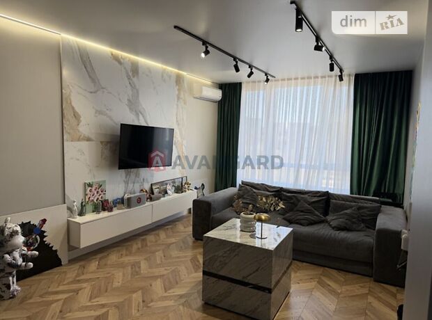2-кімн. квартира, 55 м², вул. Під Голоском