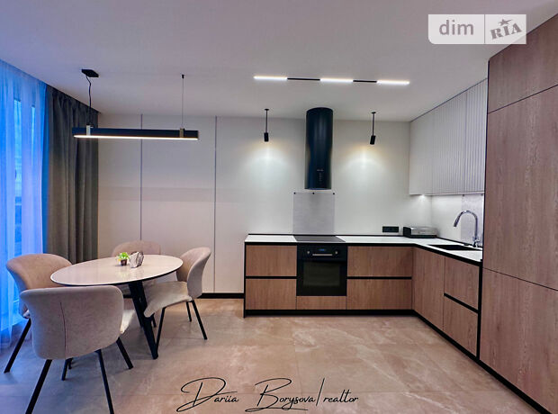 1-кімн. квартира, 79,7 м², вул. Набережна Перемоги