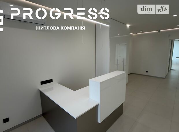 Офісне приміщення, 115 м², вул. Княгинин