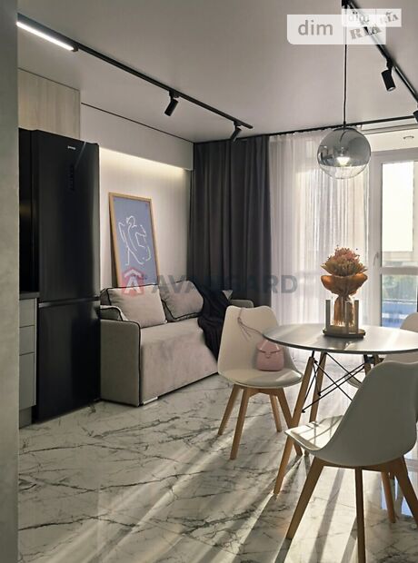 2-кімн. квартира, 72 м², вул. Гніздовського фото 2