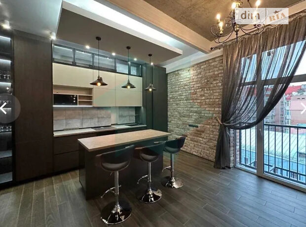 3-кімн. квартира, 60 м², вул. Південна