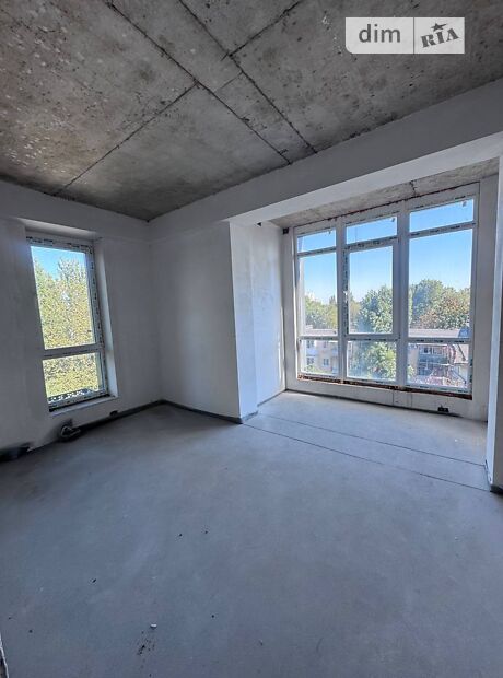 3-кімн. квартира, 91 м², вул. Космонавтів