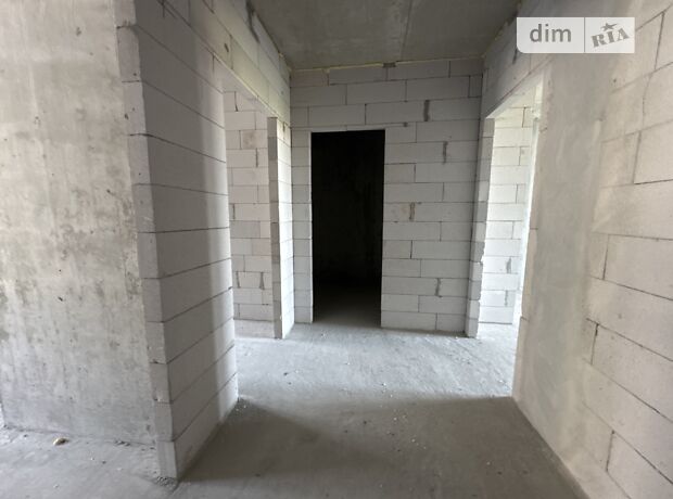 2-кімн. квартира, 63 м², вул. Хоткевича Гната