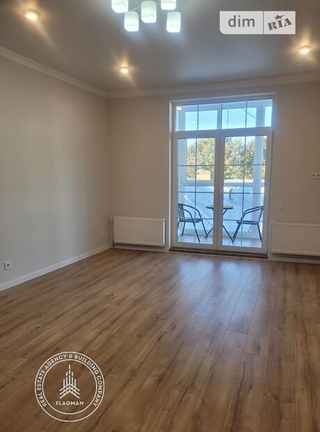 2-кімн. квартира, 56 м², вул. Миколи Оводова