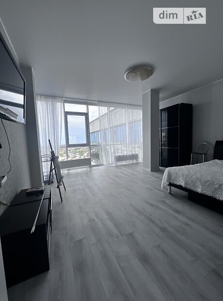 2-кімн. квартира, 65 м², вул. Перлинна