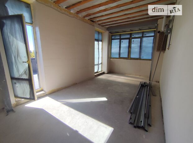 1-кімн. квартира, 102,8 м², вул. Космонавтів