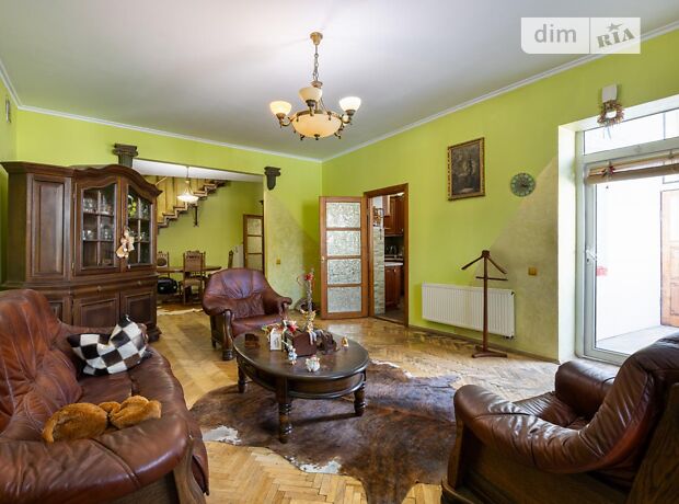 3-кімн. квартира, 131,1 м², вул. Гнатюка Академіка