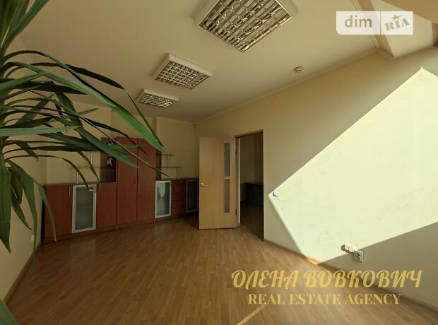 Офісне приміщення, 50,5 м², вул. Залізнична