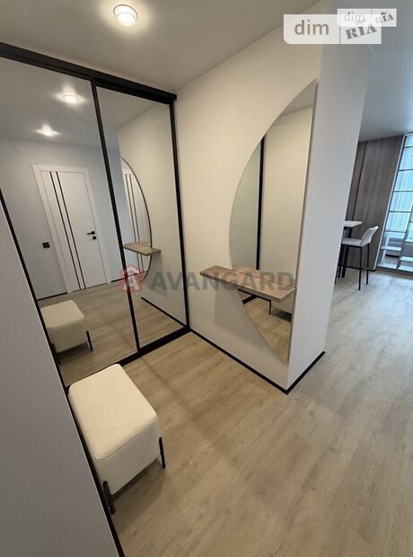 1-кімн. квартира, 44 м², вул. Володимира Великого фото 3