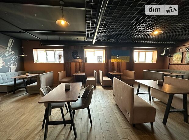 Комерційне приміщення, 135,4 м², вул. Бельведерська