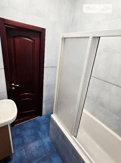 3-кімн. квартира, 74 м², вул. Воскресенська фото 2