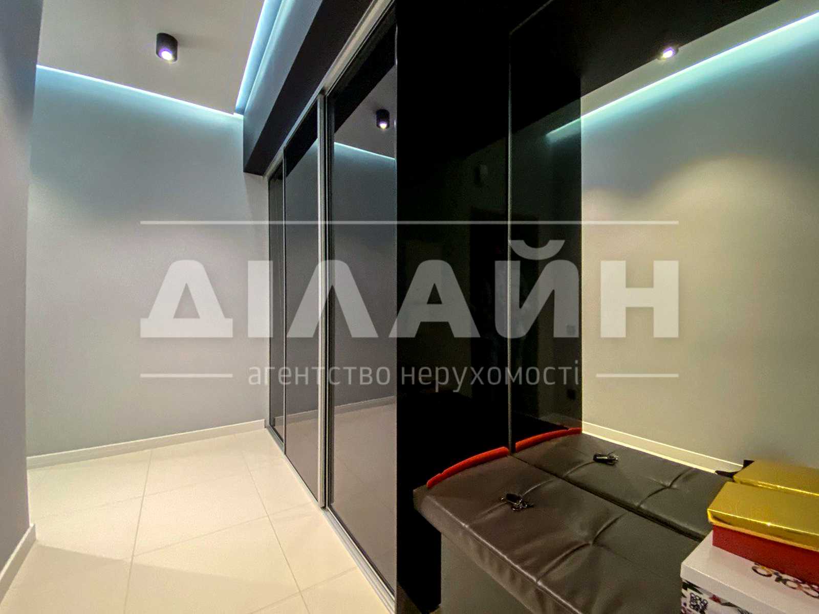 2-кімн. квартира, 73 м², вул. Дніпровські Пороги фото 3
