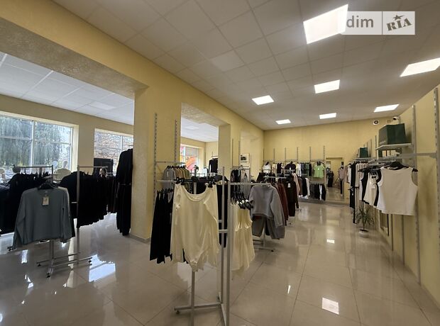 Комерційне приміщення, 111,5 м², вул. Антонова Олега