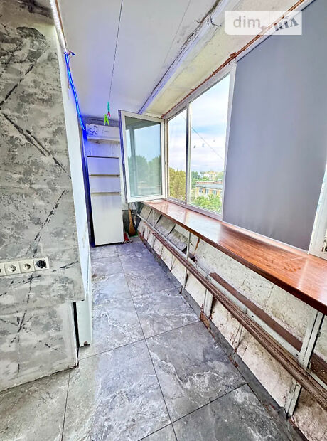 1-кімн. квартира, 33 м², вул. Янгеля Академіка