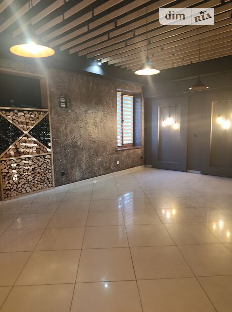 Комерційне приміщення, 75 м², вул. Собранецька