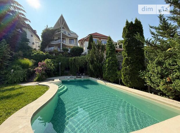 Будинок, 400 м², вул. Далека