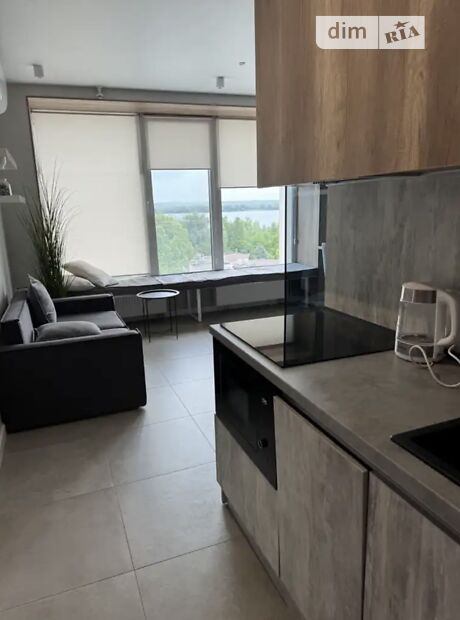 1-кімн. квартира, 41 м², вул. Набережна Перемоги