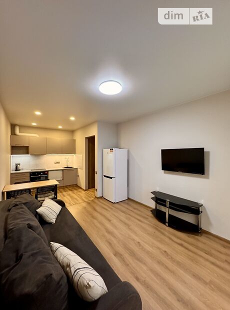 1-кімн. квартира, 45 м², вул. Михайла Максимовича