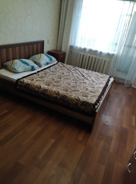 3-кімн. квартира, 64 м², вул. Набережна Перемоги