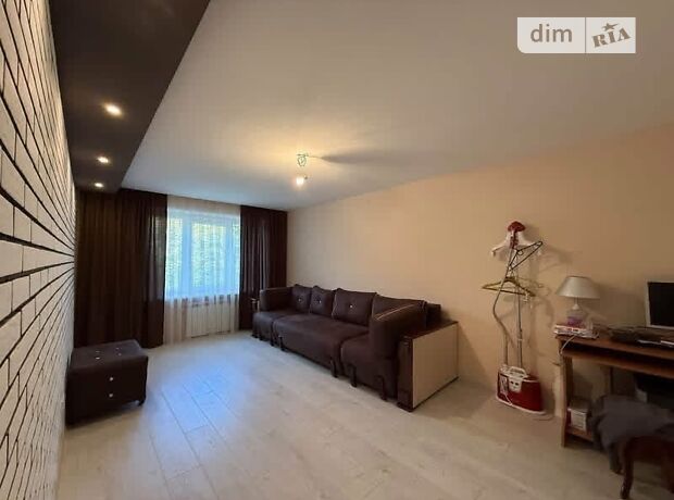 2-кімн. квартира, 54,6 м², вул. Грушевського фото 3