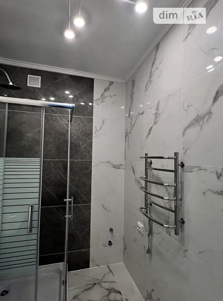 1-кімн. квартира, 42 м², вул. Хмельницького Богдана
