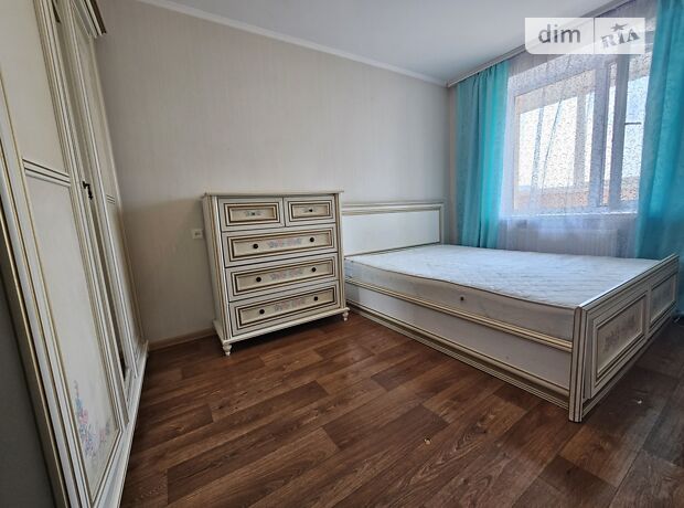 4-кімн. квартира, 76 м², вул. Келецька