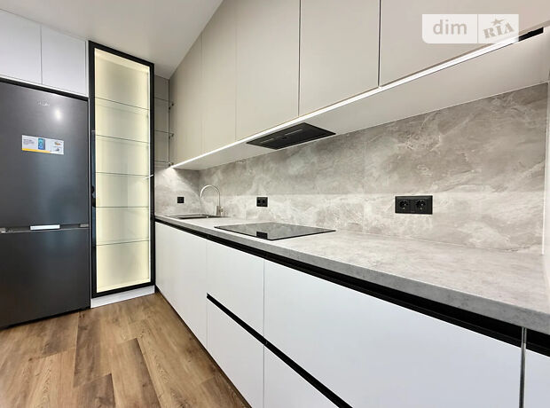 1-кімн. квартира, 38 м², вул. Ленкавського