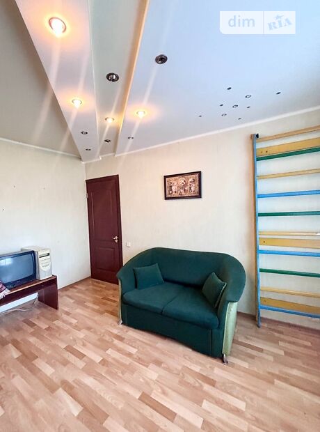 3-кімн. квартира, 59,4 м², вул. Зимових Походів(Молодогвардійська)