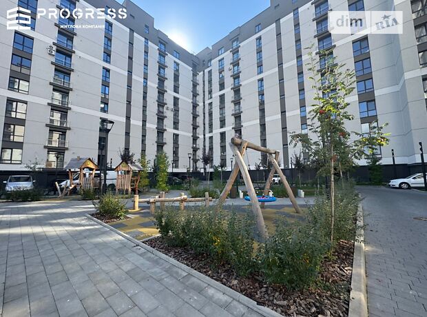 2-кімн. квартира, 65 м², вул. Довженка О.