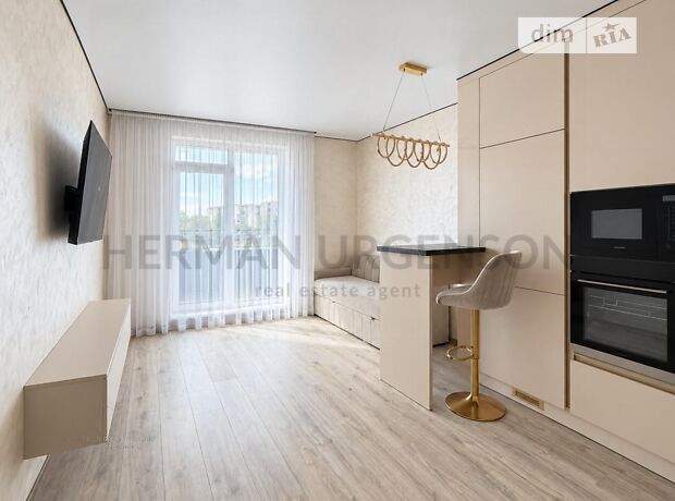 1-кімн. квартира, 44 м², вул. Загорська