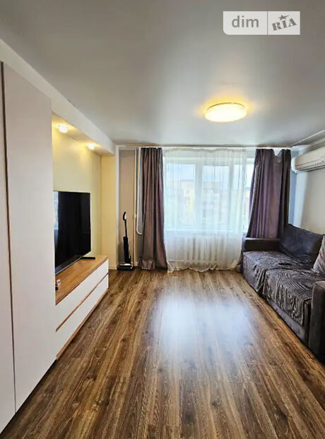 2-кімн. квартира, 50 м², мас. Сокіл-1