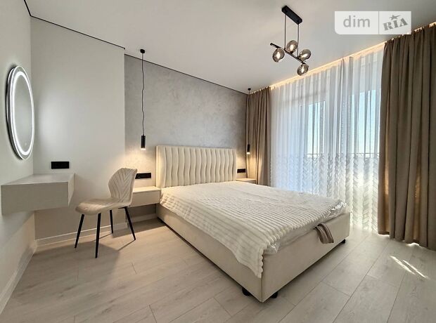 2-кімн. квартира, 61,5 м², вул. Героїв Миколаєва(Сєченова)
