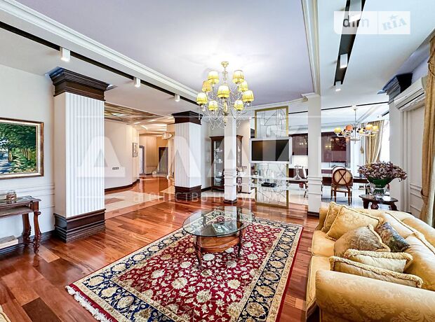 3-кімн. квартира, 201,48 м², вул. Ризька