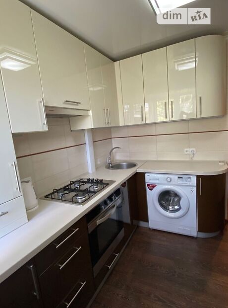 1-кімн. квартира, 30 м², просп. Хмельницького Богдана