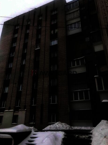 2-кімн. квартира, 51 м², вул. Роксоляни