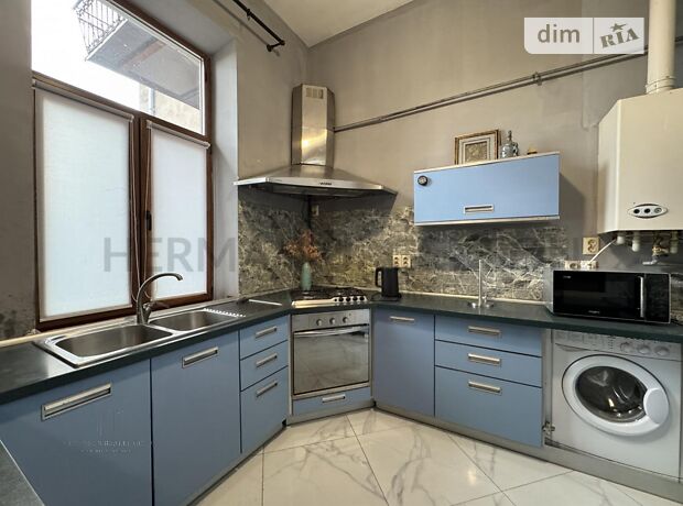 3-кімн. квартира, 69 м², пл. Петефі Шандора