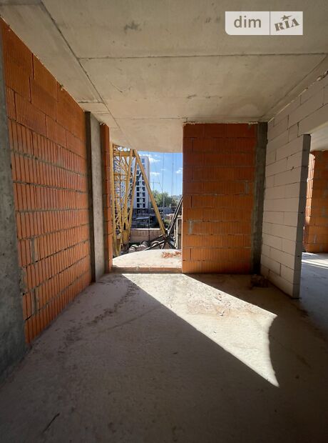 3-кімн. квартира, 74,9 м², вул. Комунальна