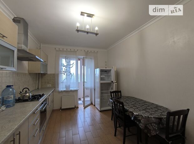 2-кімн. квартира, 79 м², вул. Івана і Юрія Лип фото 2