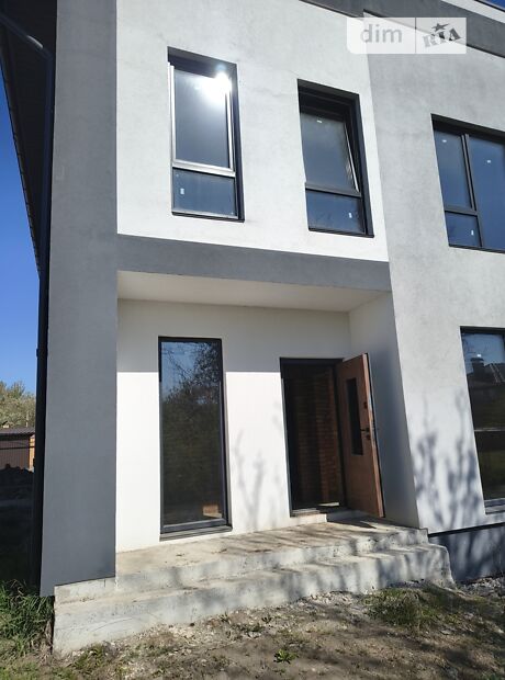 Будинок, 112 м², вул. Параджанова Сергія