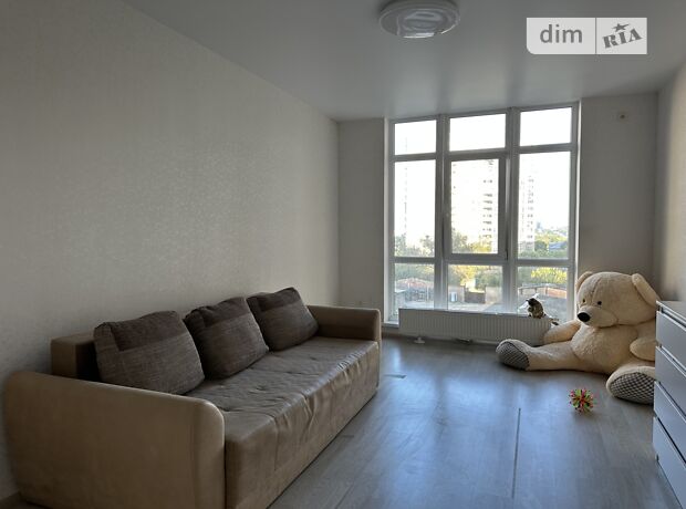 3-кімн. квартира, 90 м², вул. Одеська