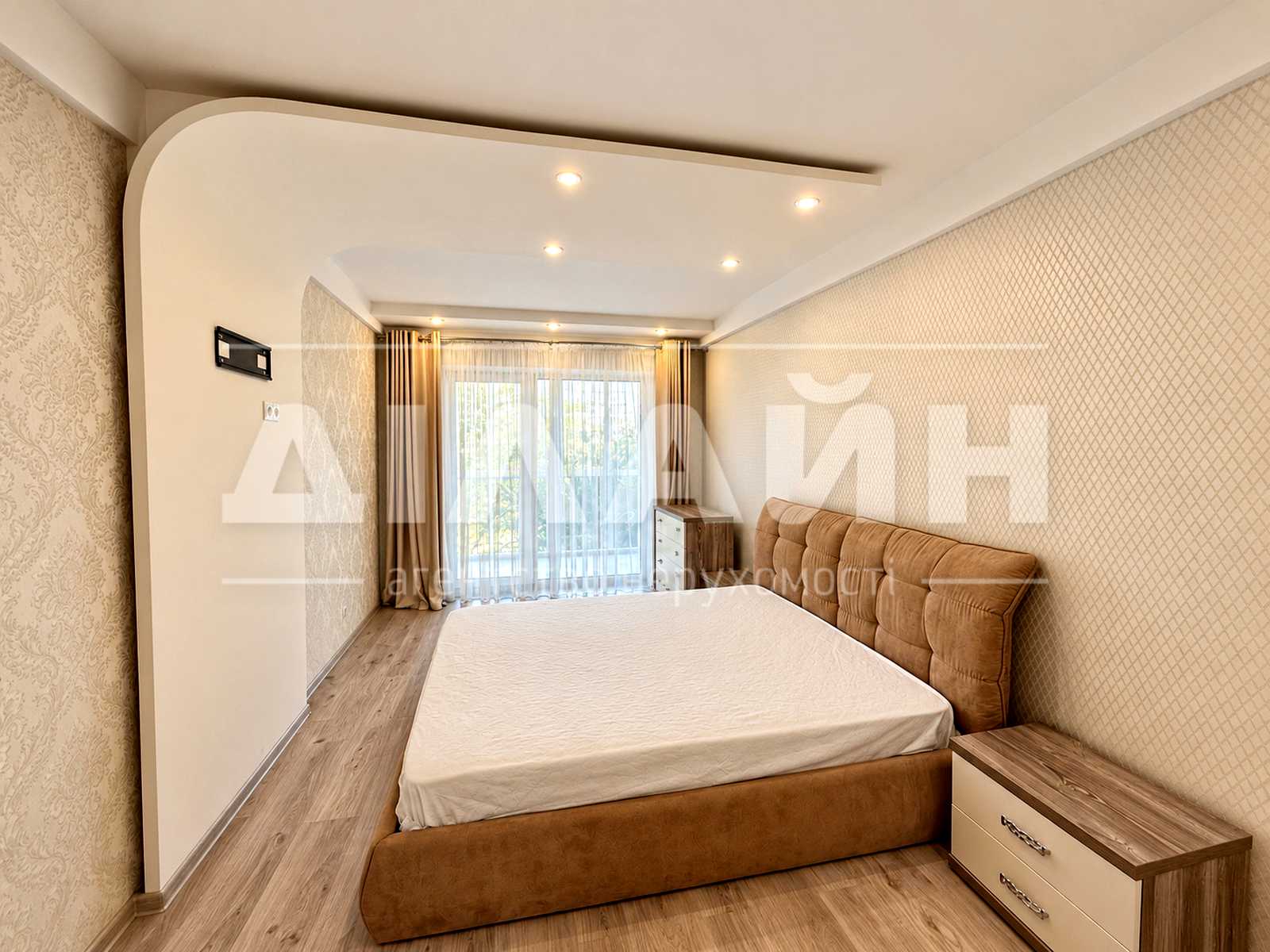 3-кімн. квартира, 65 м², просп. Ювілейний